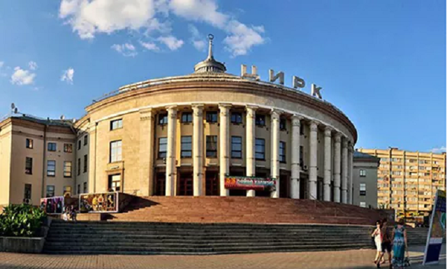 МЕРТ планує приватизувати кіностудію Довженка й Національний цирк – ЗМІ