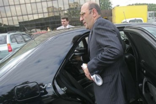 Начало пути Рабиновича: карьера через женитьбу, обман лётчицы-героини и советская тюрьма