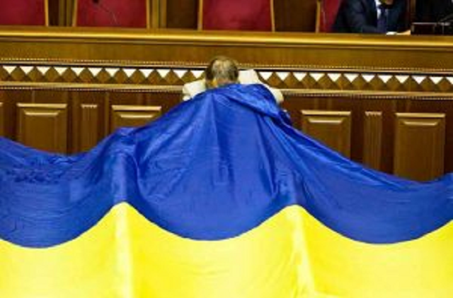 Украине пора начать самостоятельно определять свою судьбу — СМИ