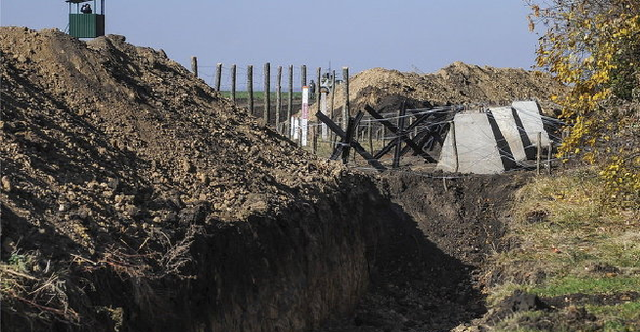 В деле о хищениях в проекте «Стена» проверят предприятие Порошенко