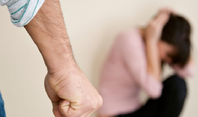 Молодую украинку жестоко избили в Польше за ее национальность