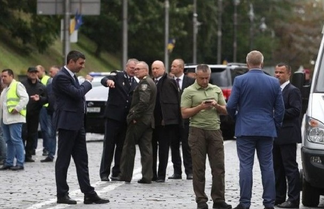 Следствие рассматривает несколько версий взрыва на Грушевского