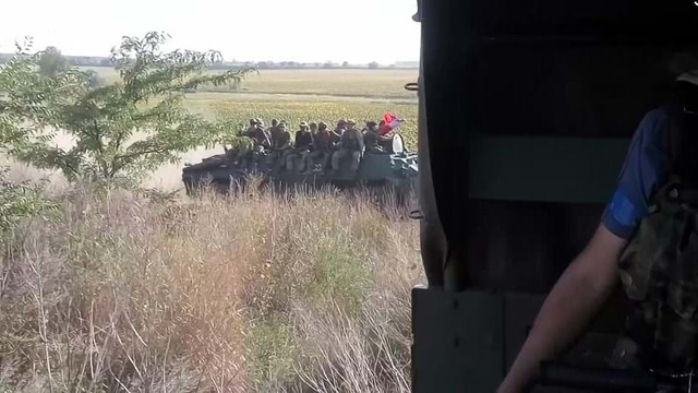 В сети показали загадочные войска на Донбассе