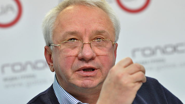 “Спробуйте у половини населення відібрати житло” – Кучеренко про повернення “комунальних” боргів