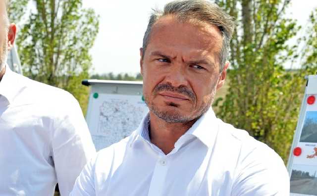 Главный "дорожник" Украины в июле получил почти 1 млн зарплаты