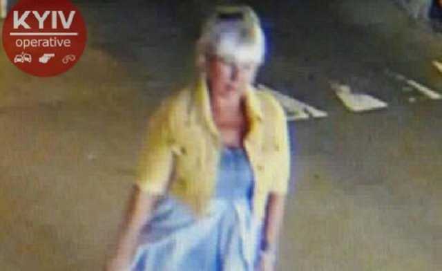 Злодійка в жовто-блакитному: в мережі оприлюднили відео з зухвалим пограбуванням в ТРЦ
