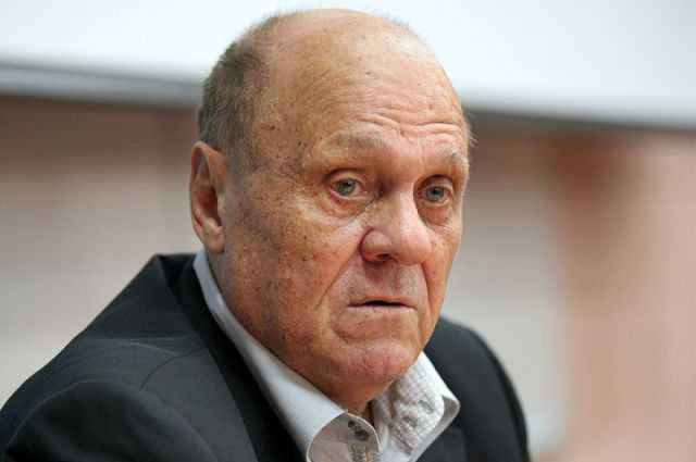 Пять лет ни ногой: Российскому режиссеру запретили въезд в Украину