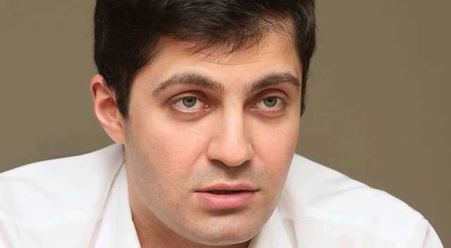 Сакварелидзе: Страшно смотреть, до чего докатился Порошенко