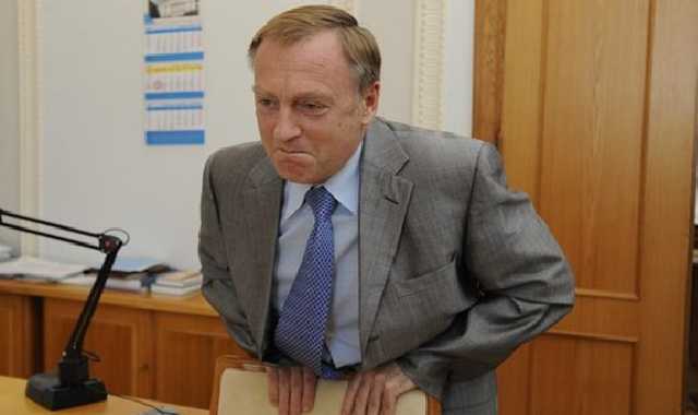 Лавринович повідомив про вручену йому підозру