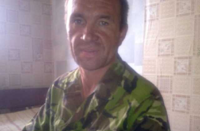 С флагом "Новороссии": в сети показали украинца, погибшего за террористов