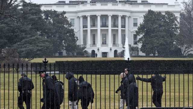 СМИ: В США передали ещё одну порцию сенсационного компромата на Порошенко