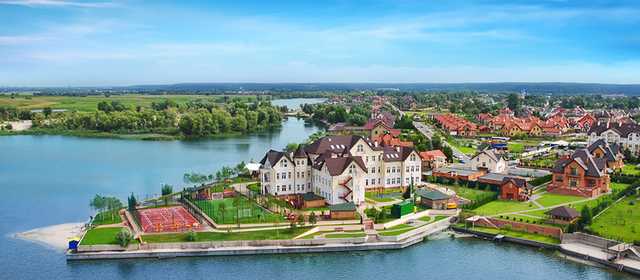 Коттеджный поселок "Золоче" использовали для отмывания денег Януковича