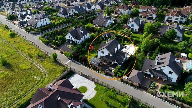 Журналисты показали арендованный дом Омеляна с высоты птичьего полета