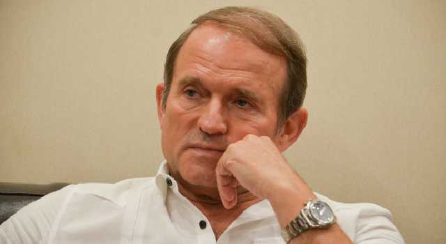 Саакашвили: близким партнером Порошенко является кум и друг Путина