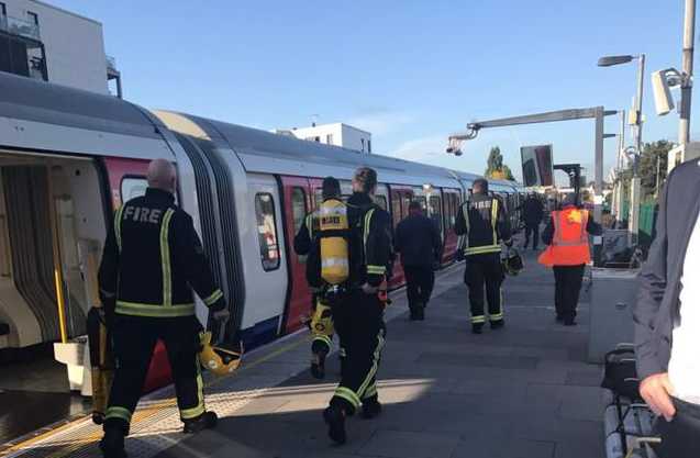 В метро Лондона прогремел взрыв: серьезно пострадали пассажиры