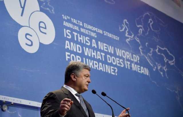 Порошенко собирается уже в следующем году вернуть Крым