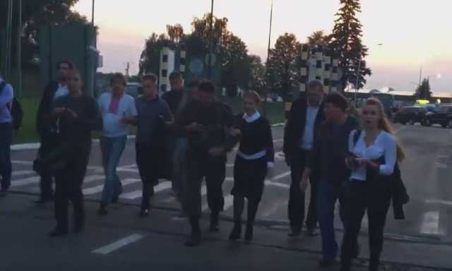 Опубликовано видео перехода Тимошенко через границу после «прорыва» Саакашвили