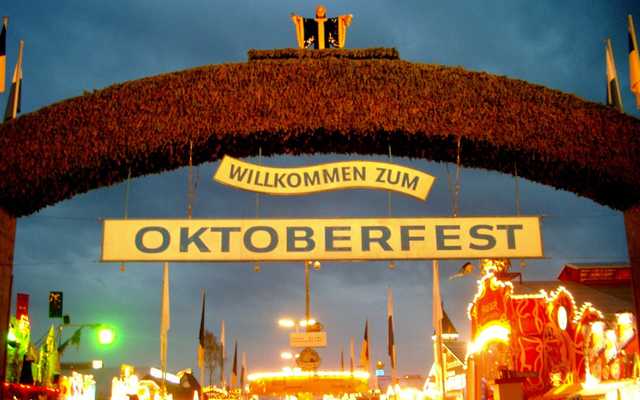Тревожный Октоберфест в Мюнхене: гостей впускают только после обыска
