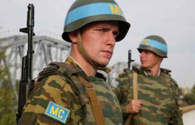 "Придется финансировать террористов": дипломат предупредил Украину о ловушке на Донбассе