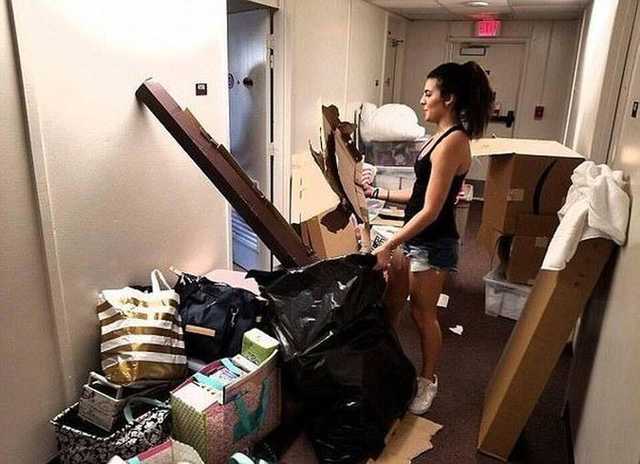 Студентки превратили свою комнату в люксовый номер