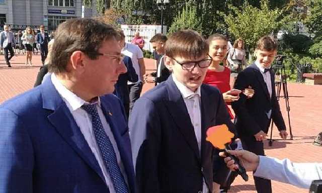 Контракт младшего Луценко обойдется генпрокурору в 46 тысяч в год