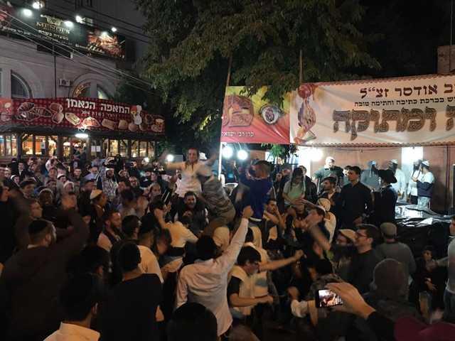 В Умани хасиды начали праздновать иудейский Новый год: фото и видео