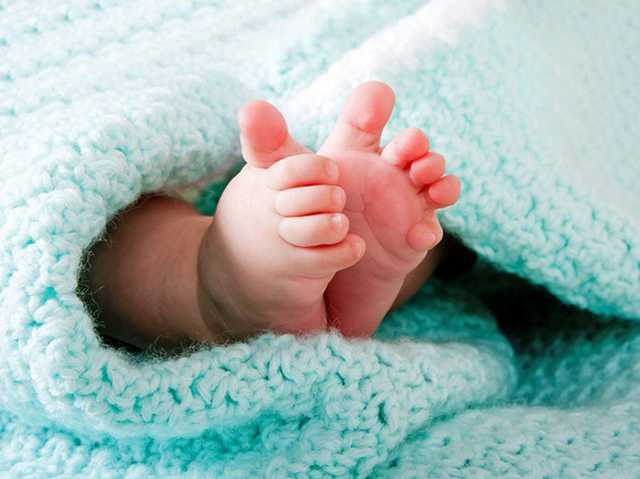 Во Львове родила 12-летняя девочка