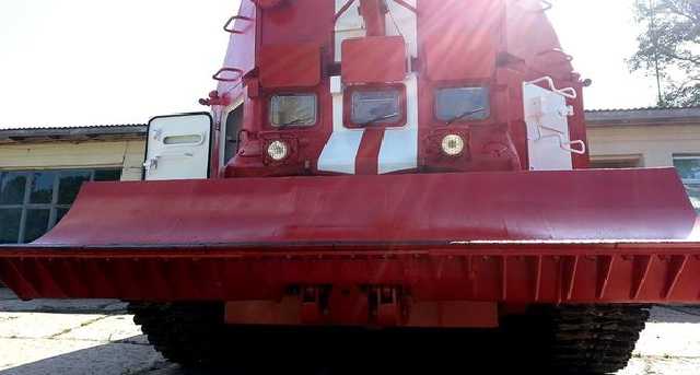 К тушению пожара возле Калиновки задействовали пожарные танки