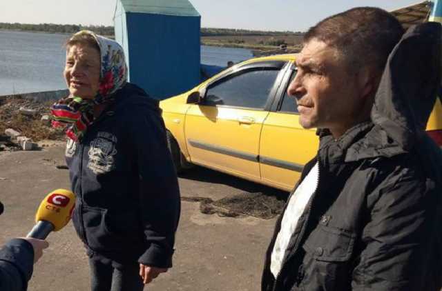 "Заставили меня отрезать ухо" - семью 13 лет держали в рабстве