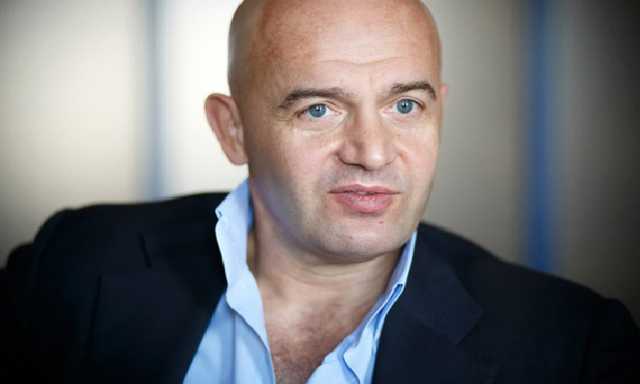 Суд обязал Абромавичуса публично извиниться перед Кононенко и заплатить одну гривну