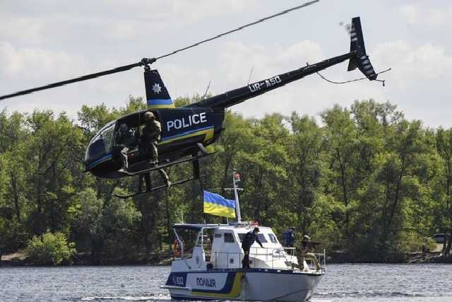 Аваков отдал за 9 патрульных катеров почти 20 млн