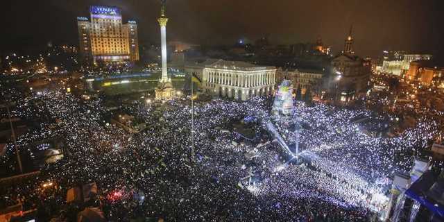 Власть пытается откупиться от Майдана. Что-то назревает?