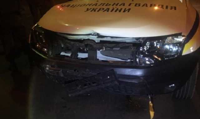 В Одессе бойцы Нацгвардии на служебном авто устроили ДТП