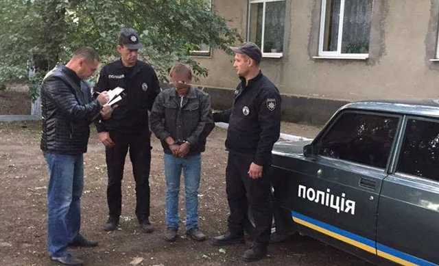 В Одесской области мужчина убил 16-летнюю девочку ради мобильного телефона
