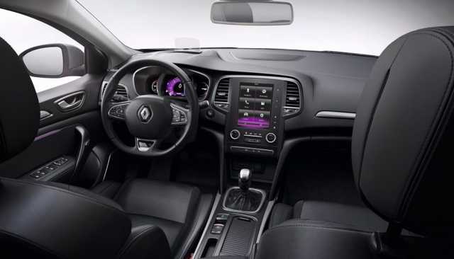 Замдиректора бронетанкового завода оштрафовали за сокрытие Renault Megane