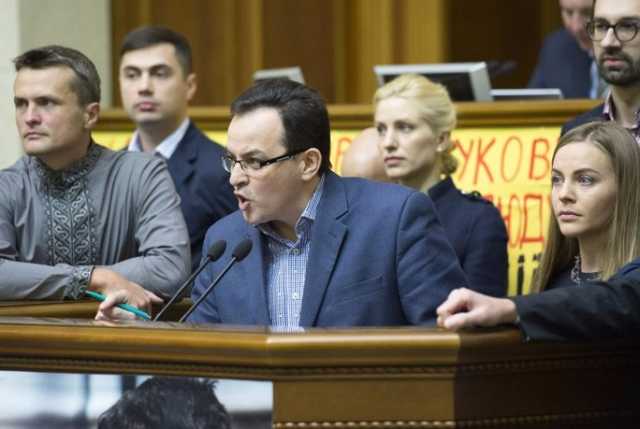 Выгнать предателя. Как «Самопоміч» окончательно законсервировалась