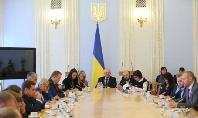 Как Украина будет возвращать Донбасс: подводные камни закона о реинтеграции