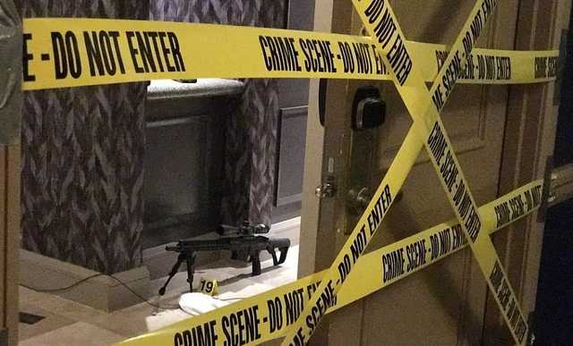 Массовое убийство в Лас-Вегасе: в сеть утекли фото из номера стрелка