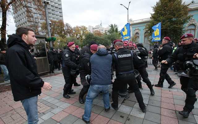 Драка под Радой: полиция начала массовое задержание