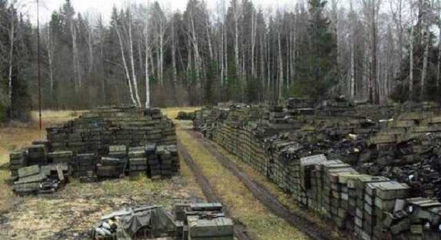 Хащі та кукурудзяні поля: як охороняють військові склади на Чернігівщині