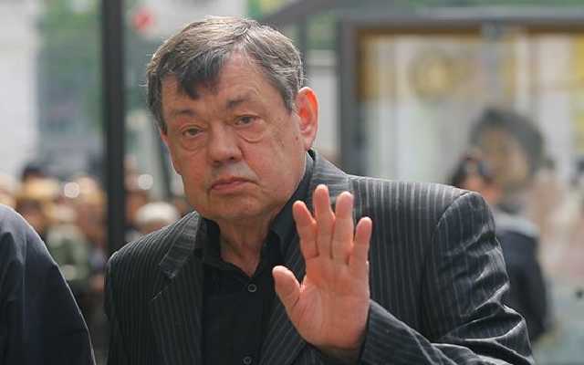 Жена умирающего Караченцова рассказала о трагическом пророчестве