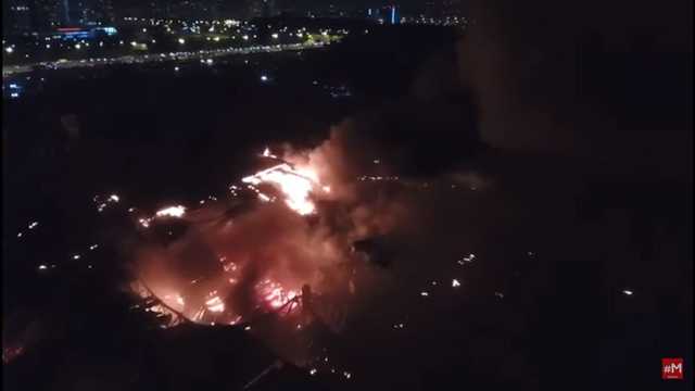 Масштабный пожар в торговом центре в Москве: Опубликовано видео с квадрокоптера