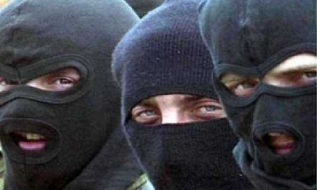 Дерзкое ограбление на трассе. Автобусу пробили шины и «обчистили» пассажиров