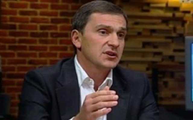 Голова київської "Батьківщини" Бондарєв назвав журналістку проституткою. Відео