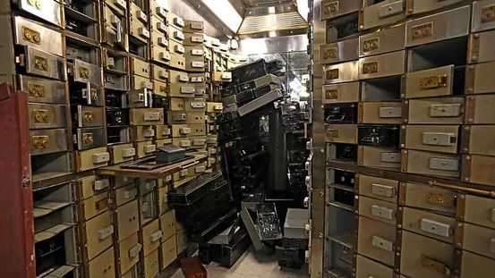 В Киеве одни и те же люди год грабят банки