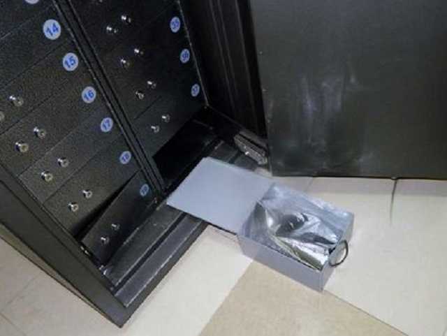 В Киеве злоумышленники похитили из банковских ячеек около $350 тыс. и килограмм золота