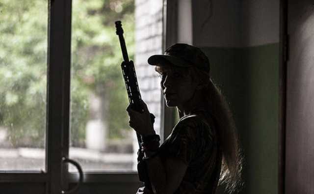 Снайпер УДА рассказала, как выиграть войну на Донбассе