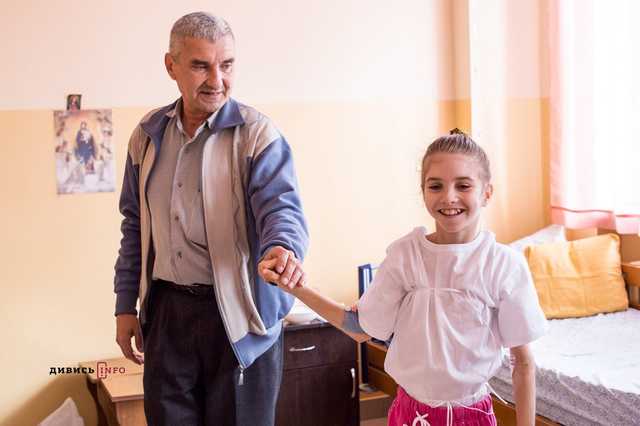 Чудо: во Львове маленькая девочка выросла на 8 см за сутки