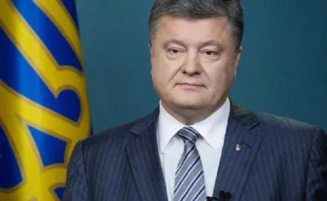 Порошенко предлагает изменения по депутатской неприкосновенности