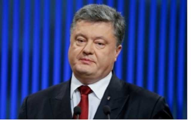 Порошенко незадоволений захопленням «вертолітного майданчика Януковича»